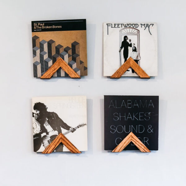 ​​Wall-Mounted Vinyl Record Display Shelf with Modular Design​​